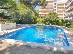 Salou centro ,piscina WiFi Gisamar